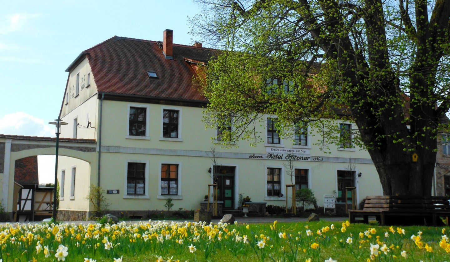 East view of the former Hotel Pfitzner, © Bernhard Pfitzner