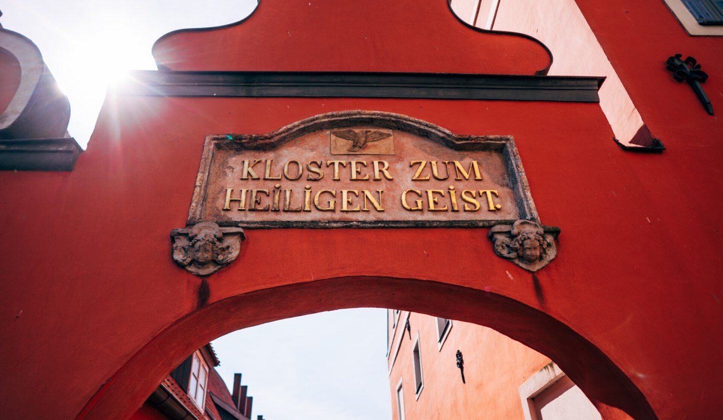 Heilgeist Monastery Courtyard Entrance, © TMV/Tiemann