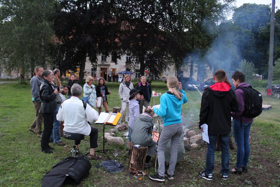 Traditional St. John's fire for midsummer premiere, © U. Jäpel