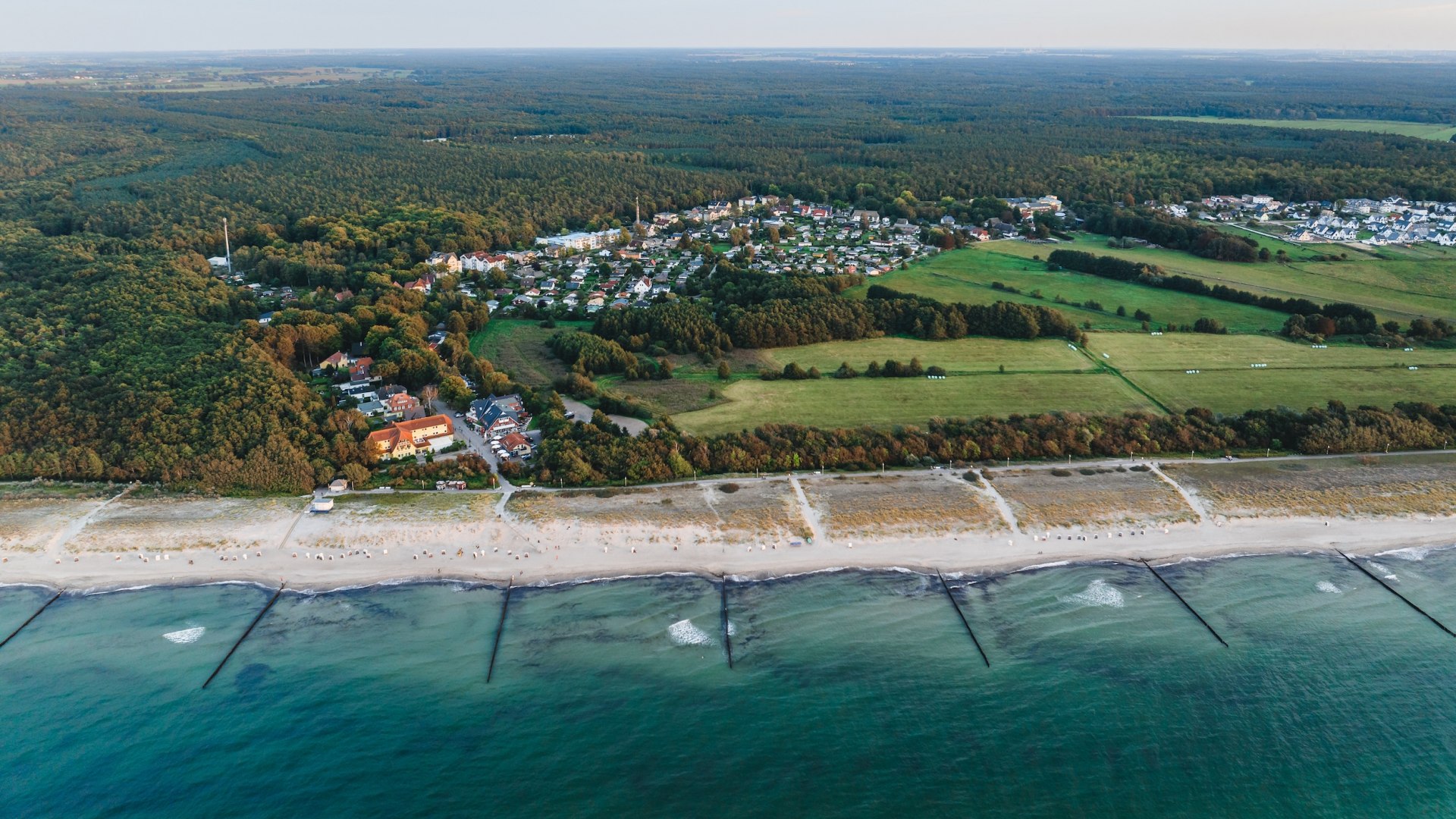 The Baltic seaside resort of Graal-Müritz is surrounded by moors and the largest contiguous coastal forest in Germany., © TMV/Gross