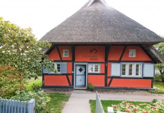 Fischlandhaus Library Baltic resort Wustrow, © Moritz Kertzscher