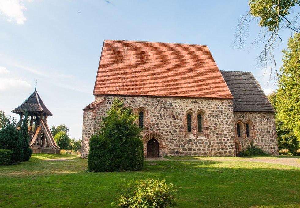 Village church Thelkow with bell tower, © Frank Burger