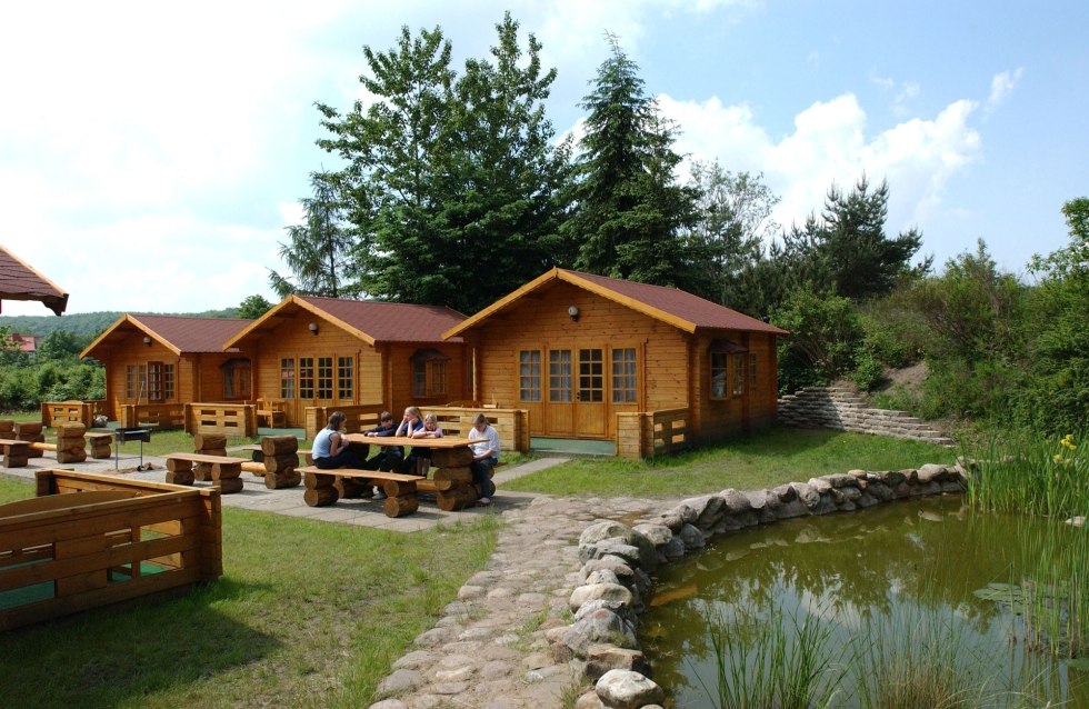 The pond cottages of the vacation village, © AWO Feriendorf Mueß