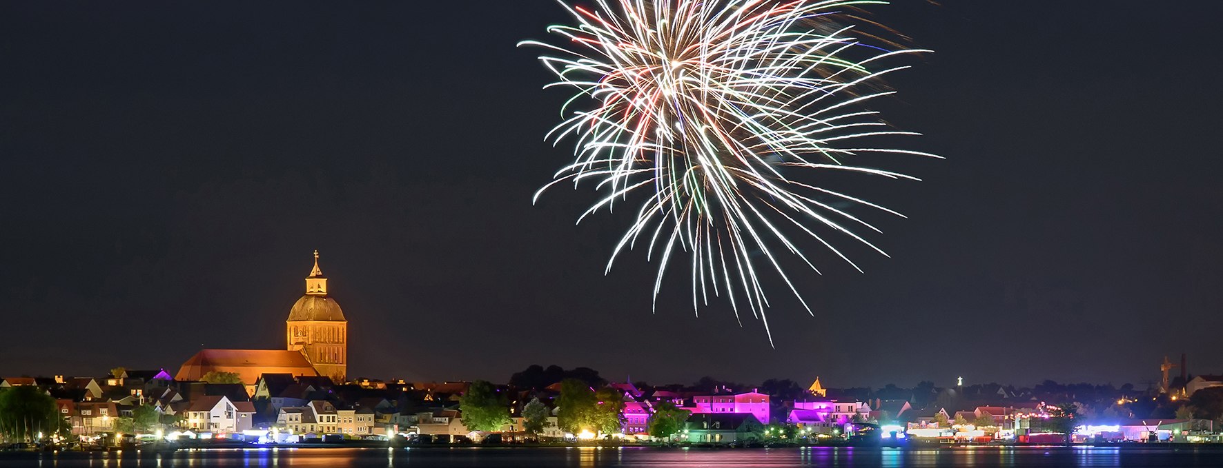 Fireworks, © Bernsteinstadt Ribnitz-Damgarten