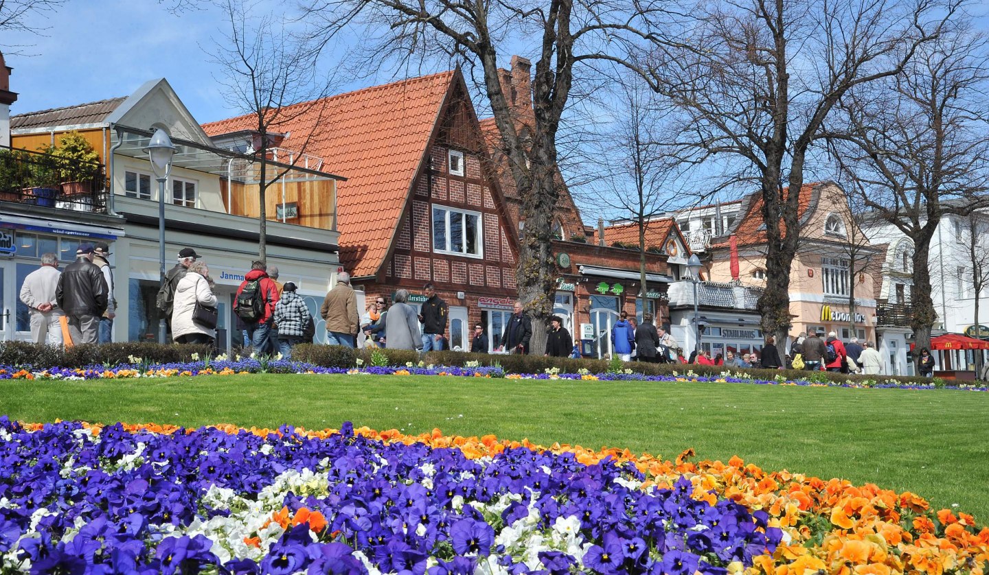 Warnemünde - Alter Strom, © Joachim Kloock