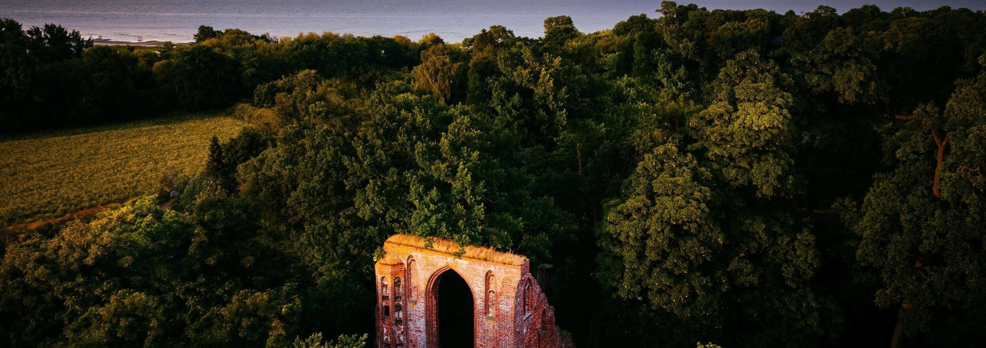 Eldena monastery ruins at dusk, © TMV/Friedrich