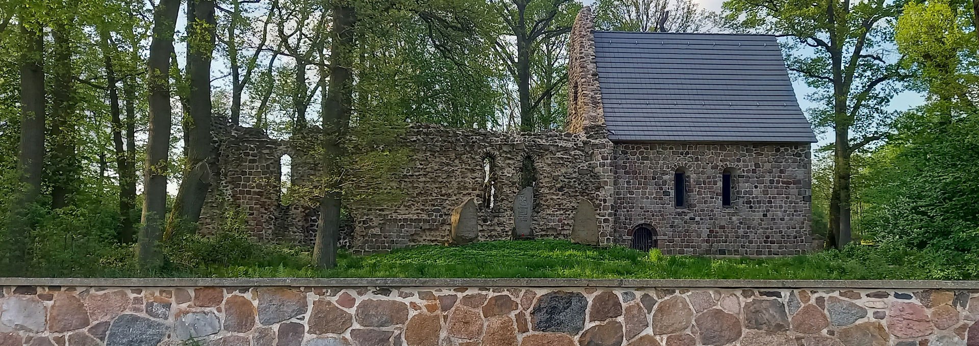 kirchenruine-dambeck, © N. Scherfig