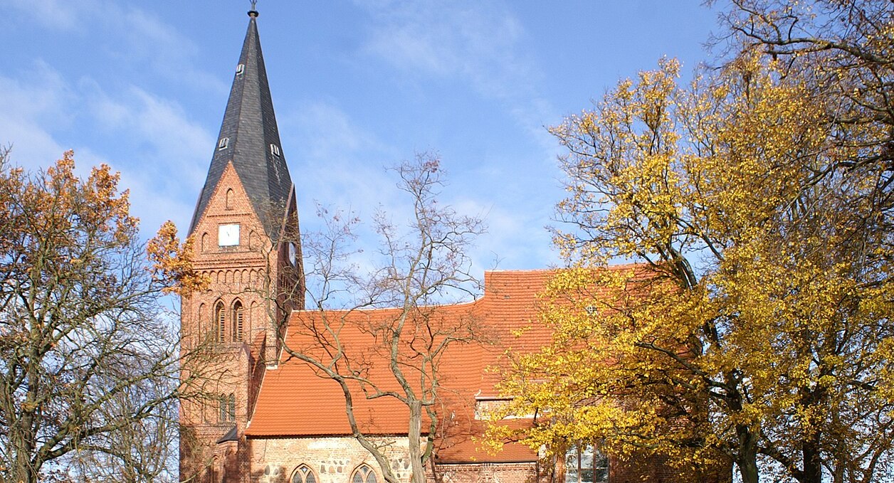 St. Bartholomew's Church Damgarten from the outside, © Erell