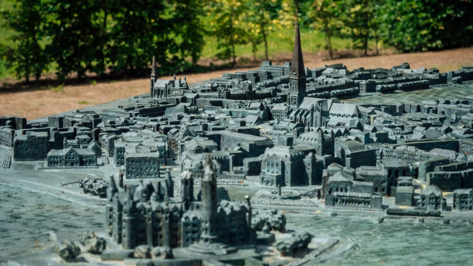 The city of Schwerin and the UNESCO World Heritage Site as an urban ensemble - the iron model