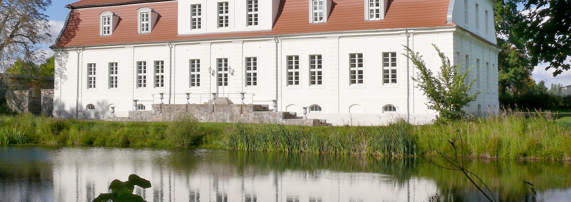 Exterior view hunting lodge Kotelow, © Jagdschloss Kotelow