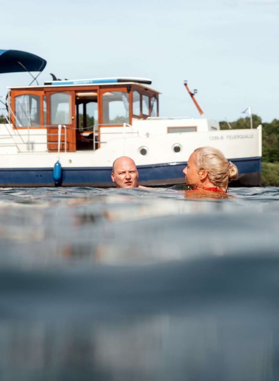 After anchoring, go for a swim to cool off, © TMV/Petermann