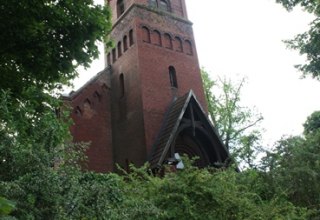 Exterior view of the church in Wustrow, © Mecklenburgische Kleinseenplatte Touristik GmbH