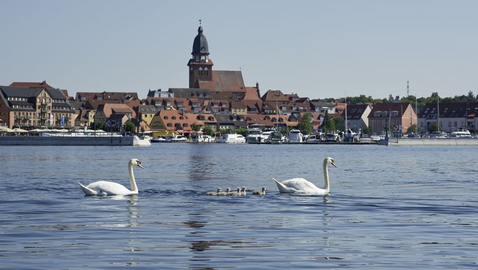 Home for water sports enthusiasts and water birds, © Kristina Steiner