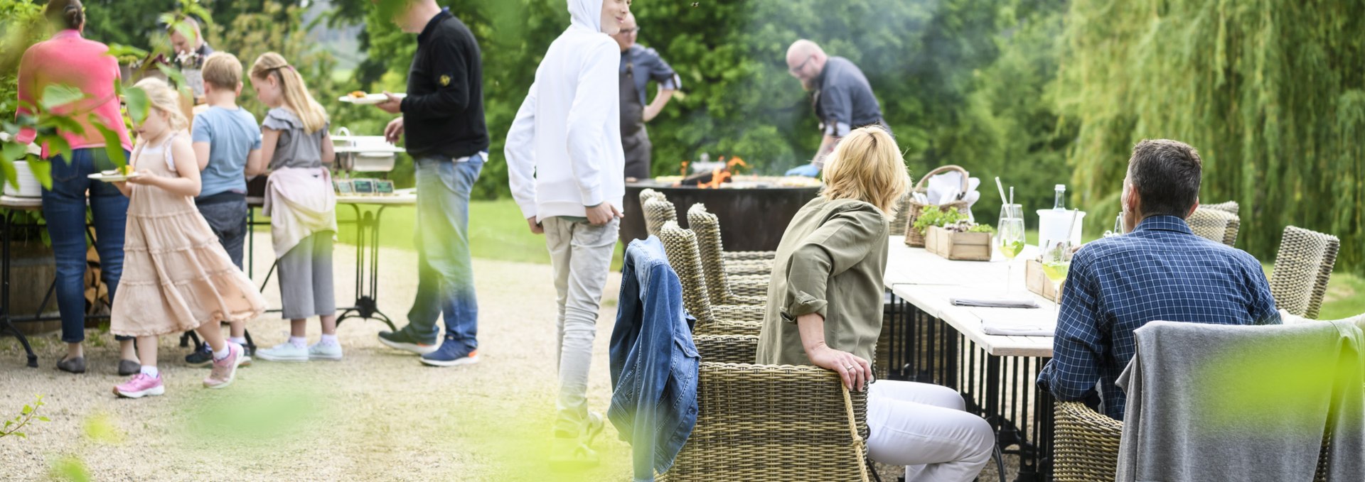 Cozy brunch on the restaurant terrace Kaarz Castle, © Schloss Kaarz / Stefan von Stengel