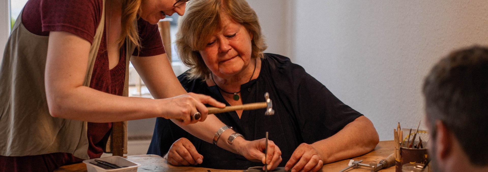 Goldsmith workshop: Try your hand at this beautiful craft and make your own piece of jewelry., © Jessica Bröckl