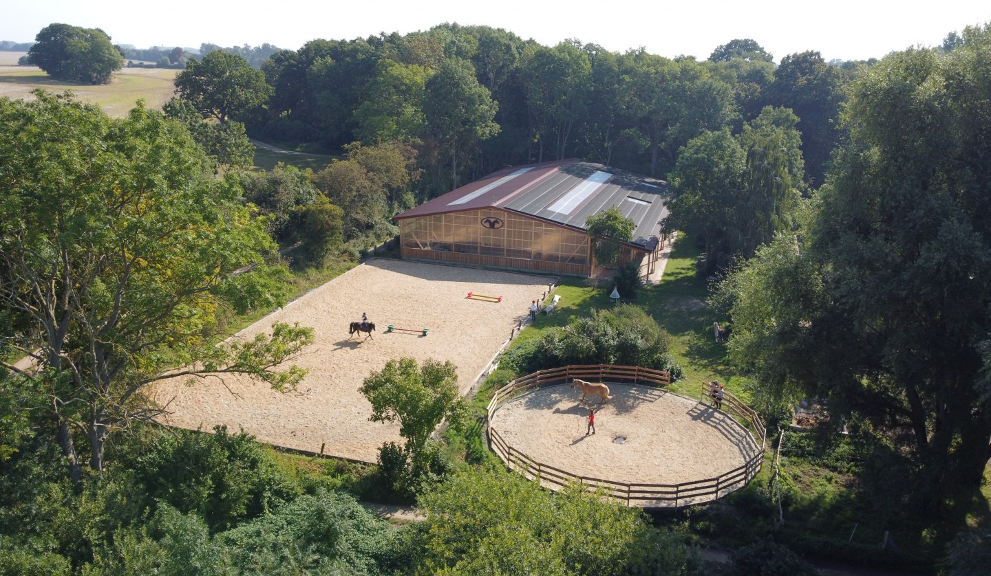 Bird's eye view of the Kajahn riding facility, © Maximilian Kajahn