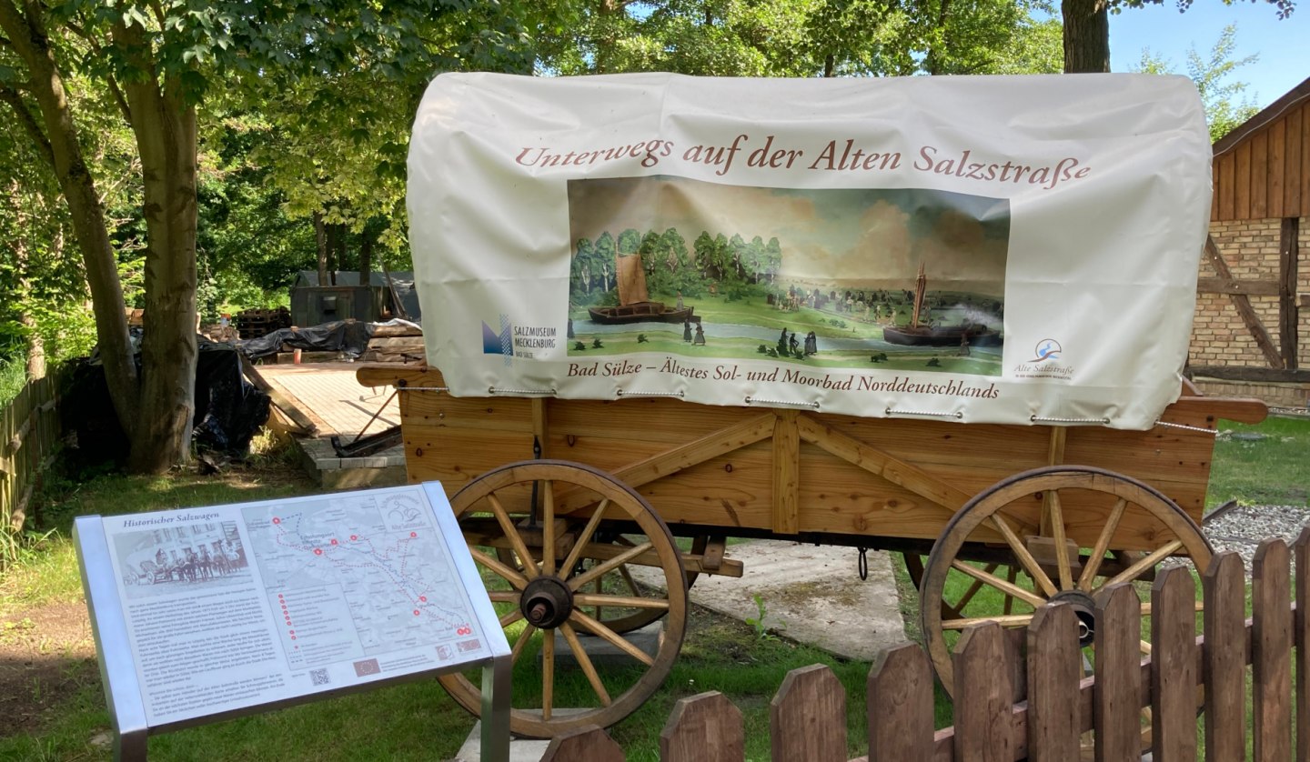 Covered wagon in Bad-Sülze - Alte Salzstrasse, © M. Hagemann