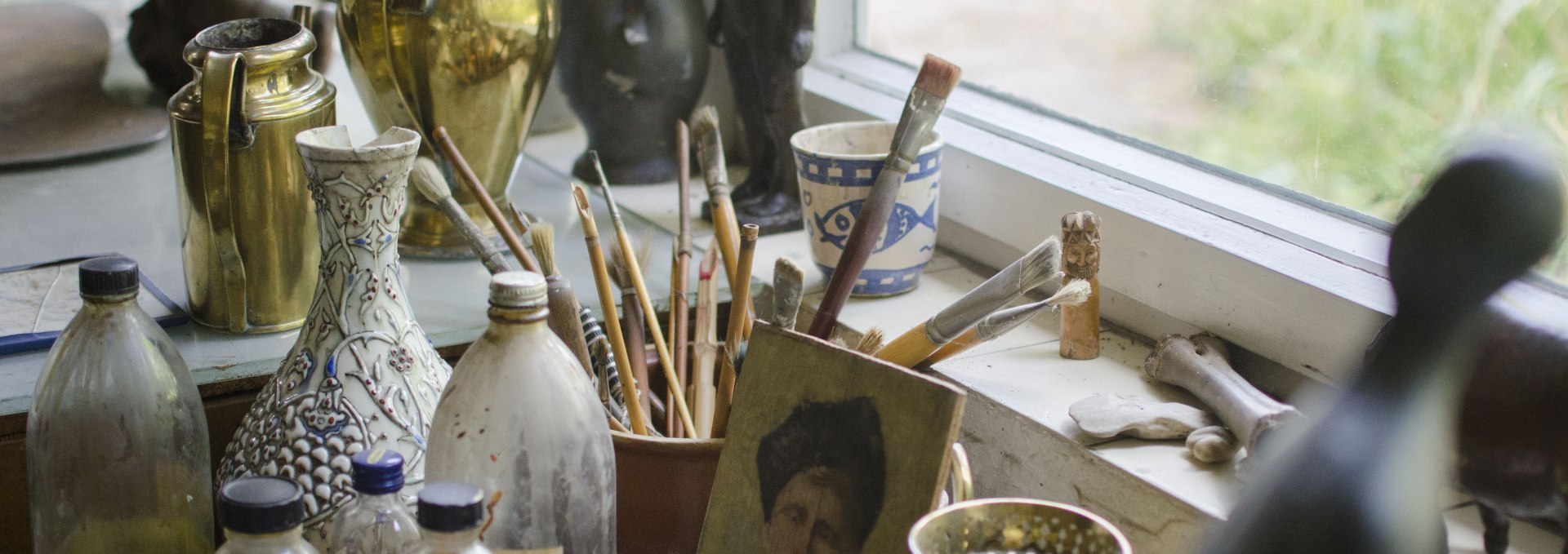 Painting utensils in the Otto Niemeyer-Holstein studio and museum, © TMV/Nikulski