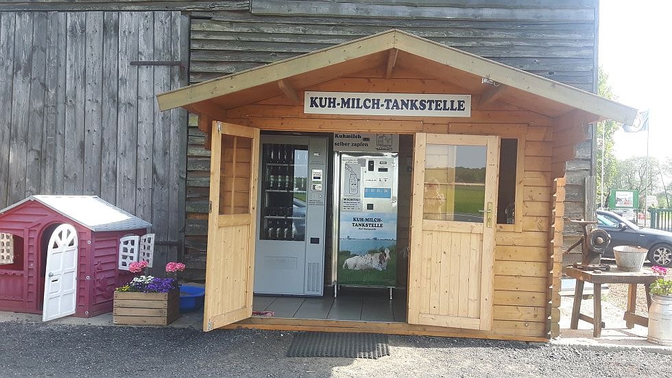 One of our two cow milk filling station, © GbR Marquardt