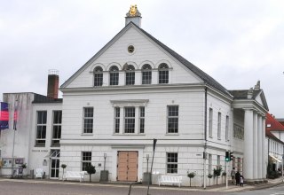 The classicist theater of the city of Putbus., © Tourismuszentrale Rügen