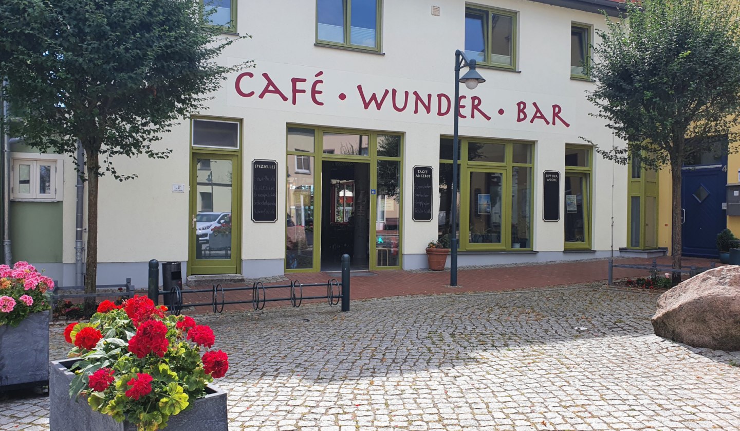 Café and restaurant café-wunder-bar, © Sabine Maus