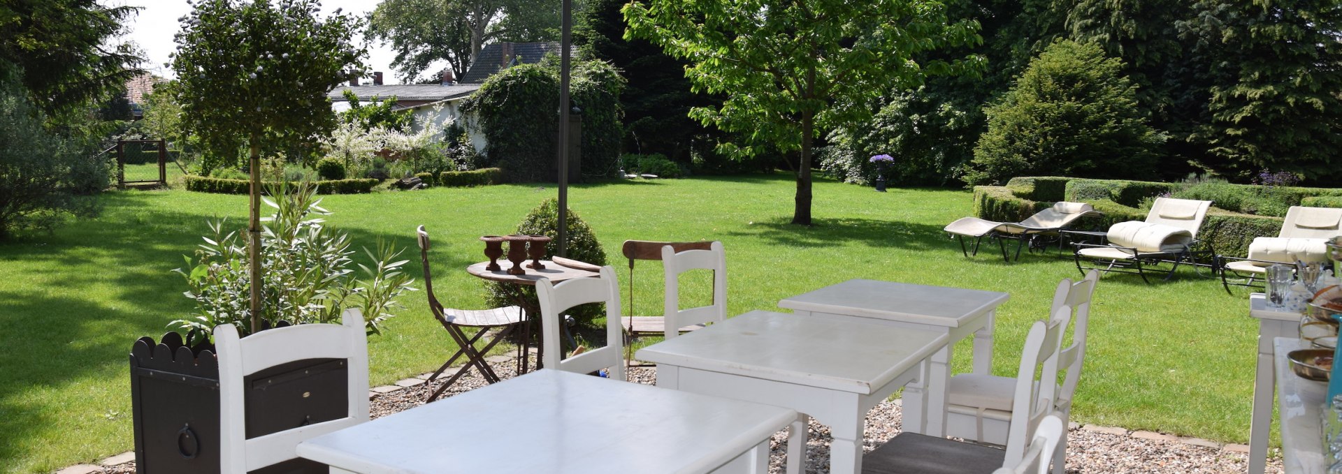 Enjoy a few pleasant hours on our terraces in the park., © Elisabeth Neufeld-Picciani