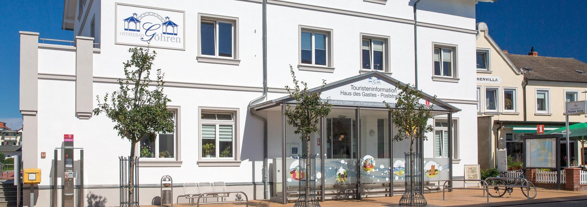 Exterior view of the tourist information in the Haus des Gastes in the Baltic resort Göhren, © KV Göhren/Stoever