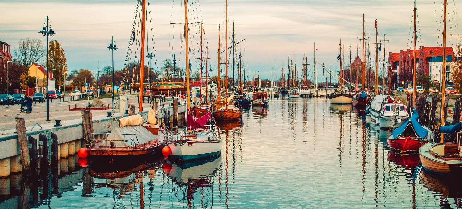 With its more than 50 ships, the Greifswald museum harbor is the largest museum harbor in Germany., © Wally Pruß