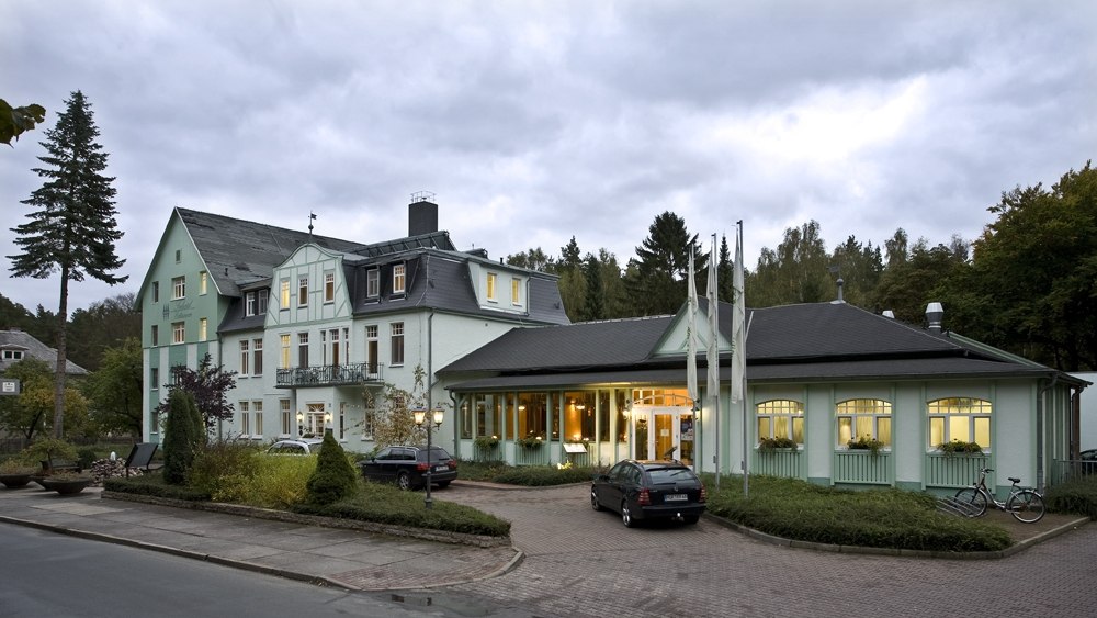 Front view Seehotel Ecktannen, © Mirko Runge