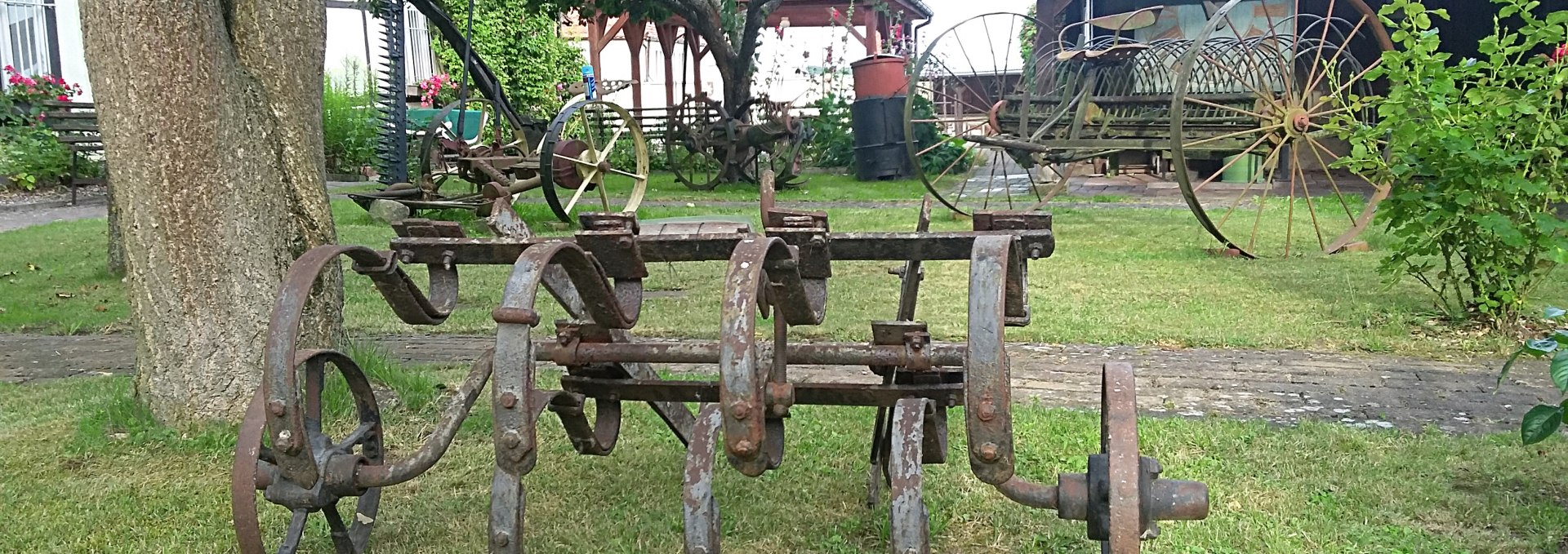 Museum of local history Sternberg - agricultural equipment in the garden, © Tourismusverband Mecklenburg-Schwerin