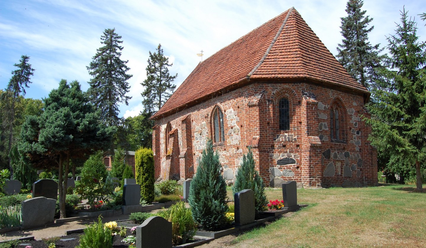 Village church Garwitz, © Foto: Karl-Georg Haustein