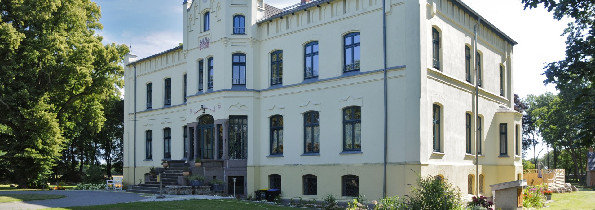 Front view of the manor house Alt Vorwerk, © Axel Thiessenhusen