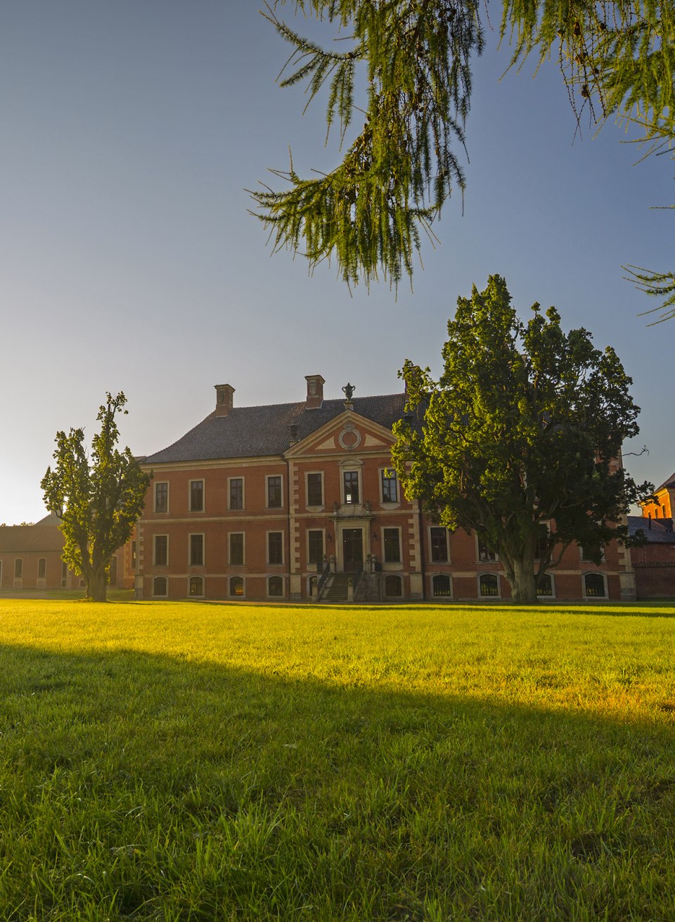 Bothmer Castle at sunrise, © Allrich/SSGK M-V