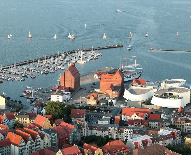 View of Stralsund harbor island, © Tourismuszentrale Hansestadt Stralsund