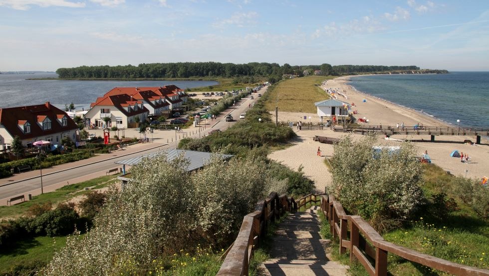 View of the Salzhaff, the Wustrow peninsula and the Baltic Sea from Schmiedeberg, © Kurverwaltung Ostseebad Rerik