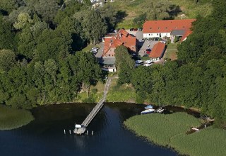 Beautiful location of the hotel directly on the lake, © Bernd Lasdin