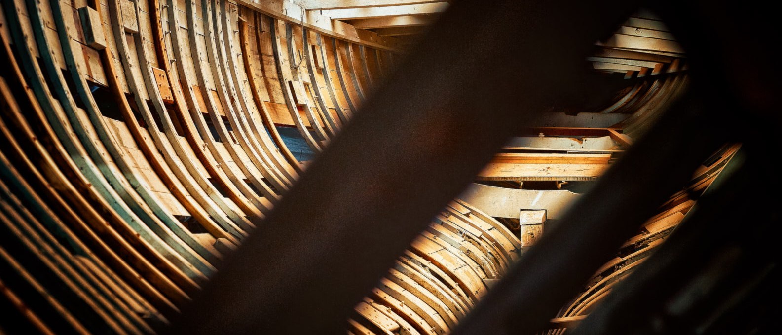 Traditional boat builder craft in the boatyard Freest, © TMV@pocha.de