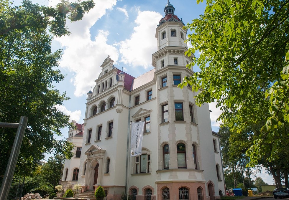 the castle in neo-renaissance style, © Frank Burger