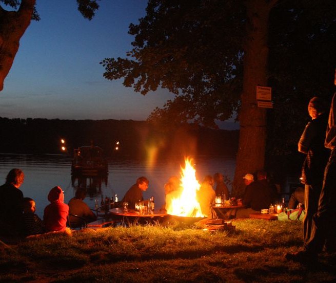 Wonderful concert ambience with sunset and torches, © ruhepuls Sporttouristik/Köller