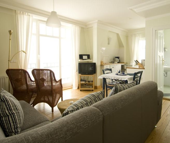 Living room with kitchen, © Villa Schwalbe