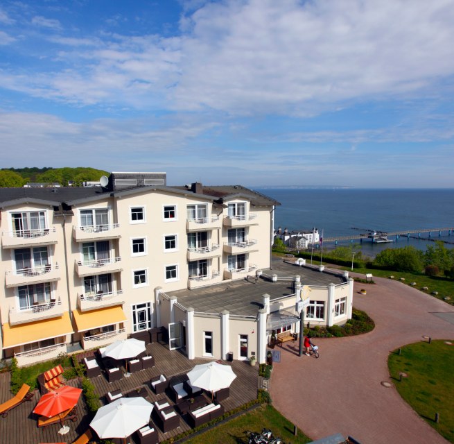 Hotel view with sea view, © Jochen Tack, Hotel Bernstein