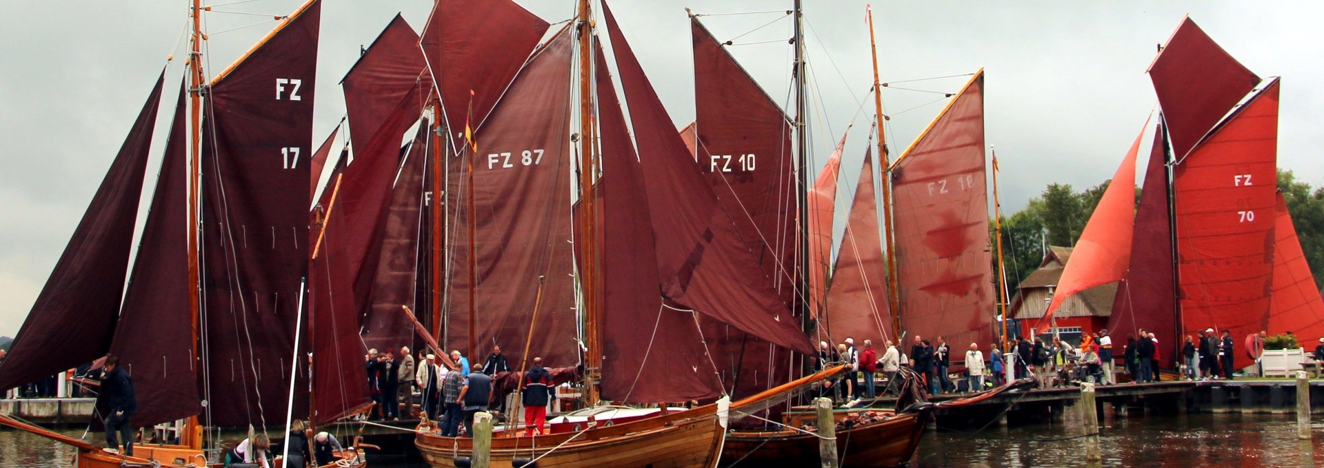 Zeesboot regatta in Dierhagen harbor, © Archiv TVFDZ