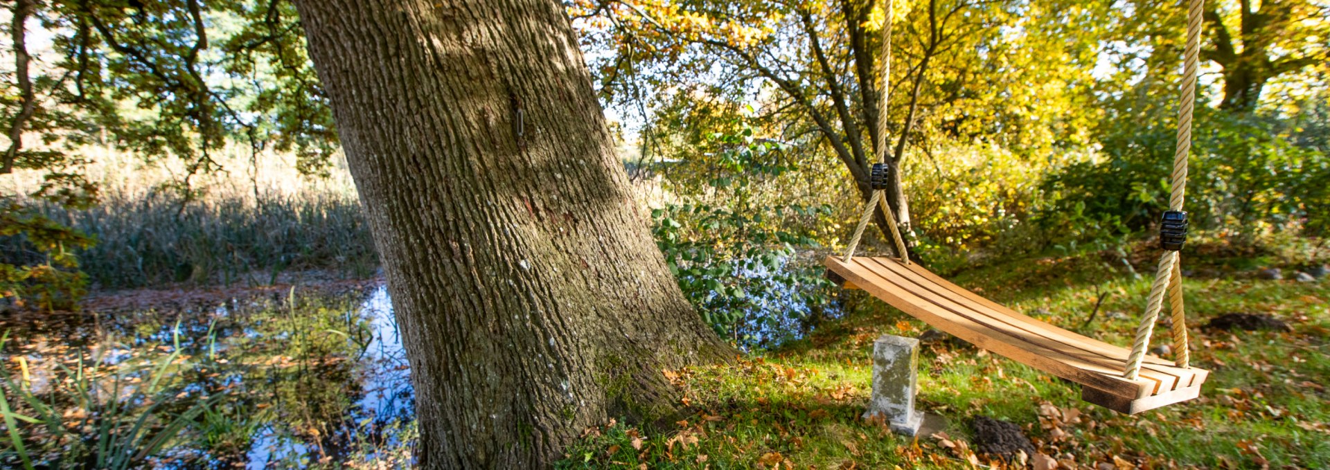 Invitation to daydream in Gorow Castle Park, © Schlossgut Gorow / Florian Foest