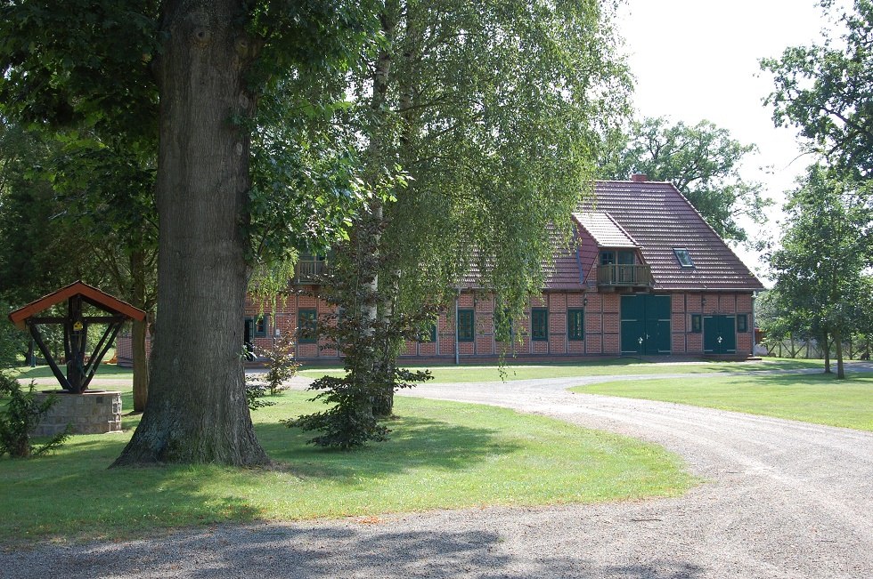 The former forest barn now houses the "House of the Forest"., © Gabriele Skorupski