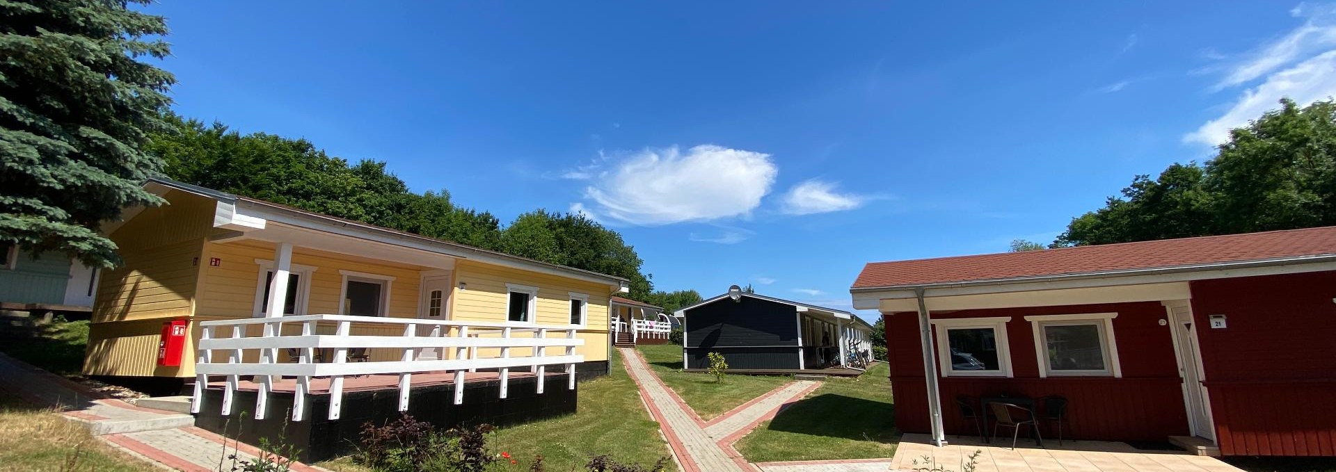 Scandinavian bungalows, © Campingplatz Ostseequelle GmbH