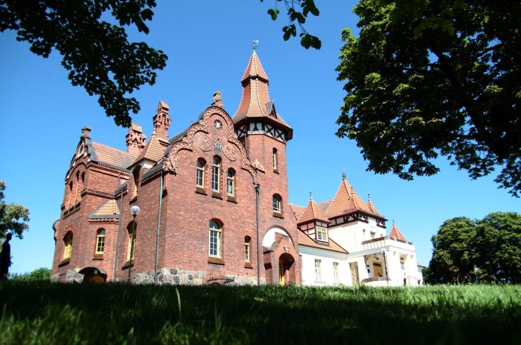 View of Peckatel castle, © Martin Kaiser, NPA Müritz