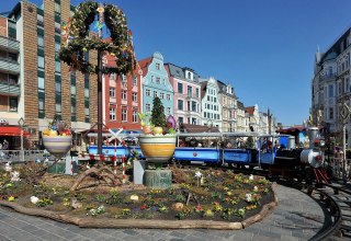 Easter market in Rostock city center, © Joachim Kloock