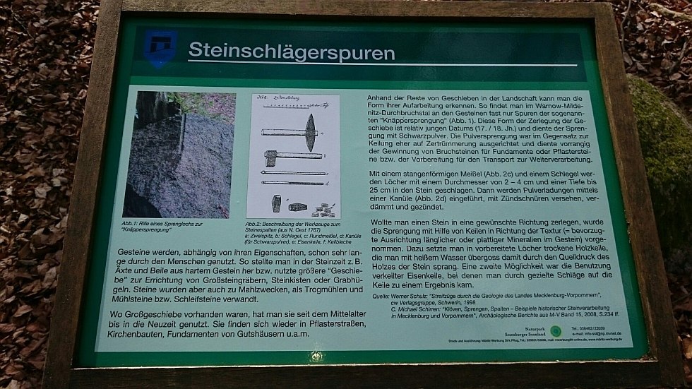 Display boards provide information about the occurrence, use and processing of the rocks, © TMV