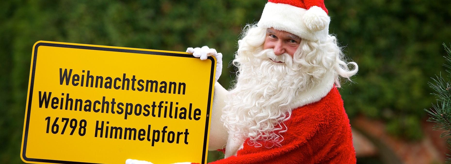 Visiting Santa Claus, © Deutsche Post DHL Group