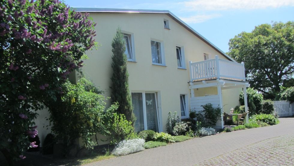 Exterior view of the apartment with balcony, © Birgit Prüter